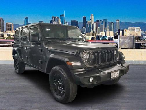 2025 Jeep Wrangler Sport
