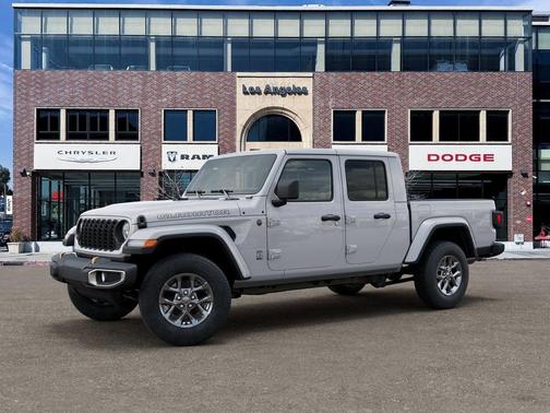 Bright White Clearcoat 2026 Jeep Gladiator 85th Anniversary Edition