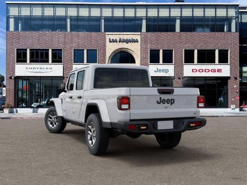 Bright White Clearcoat 2026 Jeep Gladiator 85th Anniversary Edition