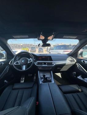 2022 BMW X6 xDrive40i