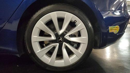 2022 Tesla Model 3 Base