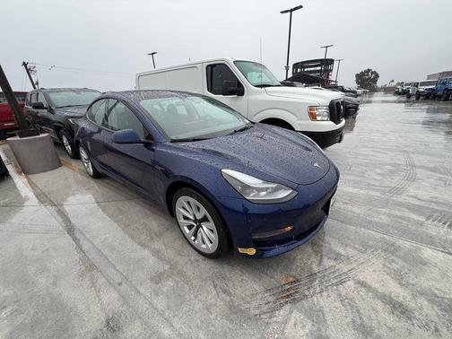 2022 Tesla Model 3 Base