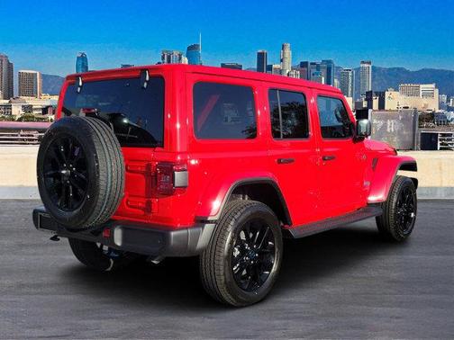 2025 Jeep Wrangler 4xe Sahara