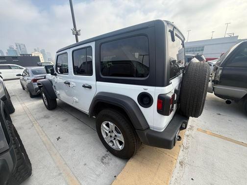 2020 Jeep Wrangler Unlimited Sport