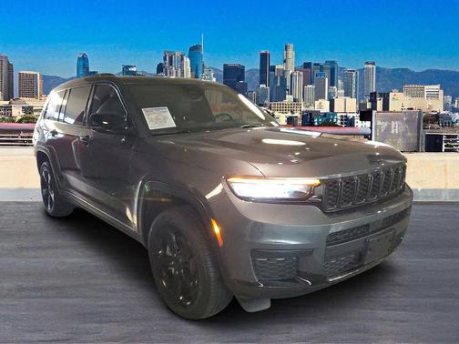 2023 Jeep Grand Cherokee L Laredo