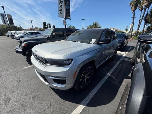 2022 Jeep Grand Cherokee 4xe Summit