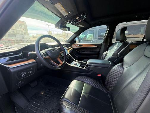 2022 Jeep Grand Cherokee 4xe Summit