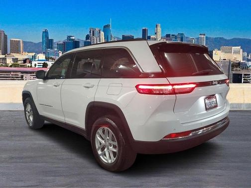 2025 Jeep Grand Cherokee Laredo X