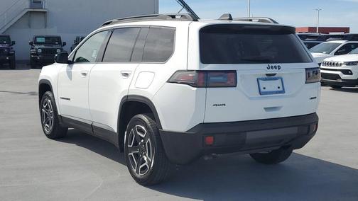 2026 Jeep Cherokee LAREDO/LIMITED