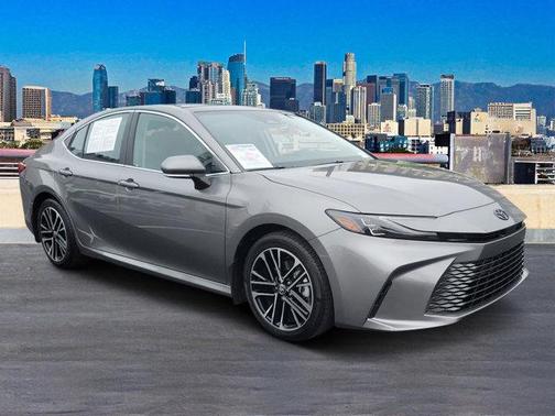 2025 Toyota Camry XLE