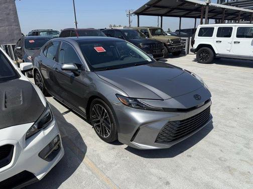 2025 Toyota Camry XLE