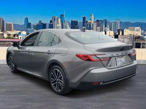 2025 Toyota Camry XLE