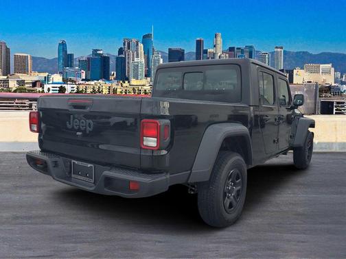 2026 Jeep Gladiator Sport