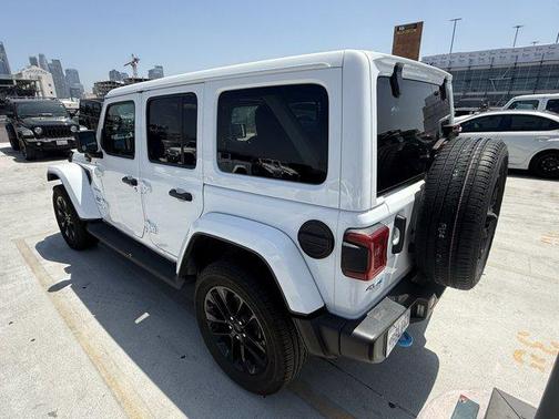 2022 Jeep Wrangler Unlimited 4xe Sahara