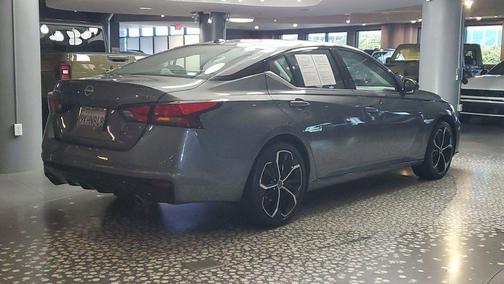 Gun Metallic 2024 Nissan Altima 2.5 SR