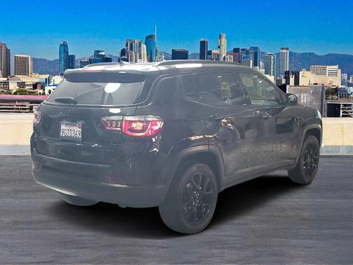 2023 Jeep Compass Altitude