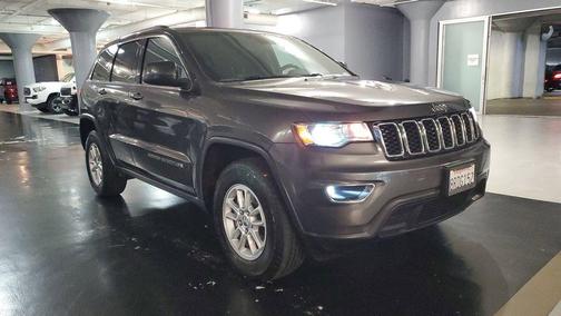 2020 Jeep Grand Cherokee Laredo E