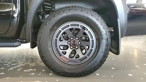 2025 Nissan Frontier PRO-X