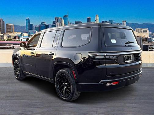 2026 Jeep Grand Wagoneer 