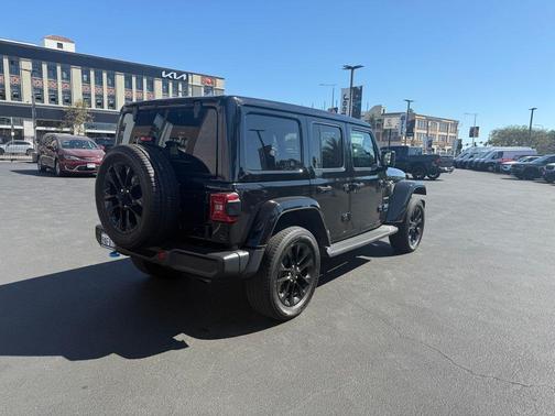 2022 Jeep Wrangler Unlimited 4xe Sahara