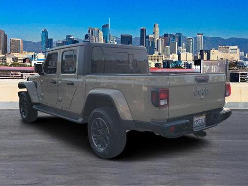 2022 Jeep Gladiator Overland