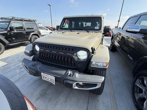 2022 Jeep Gladiator Overland