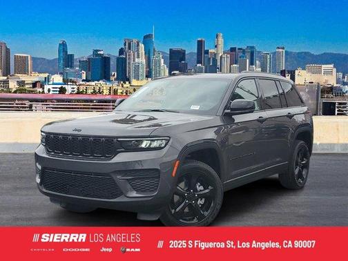 2025 Jeep Grand Cherokee Laredo
