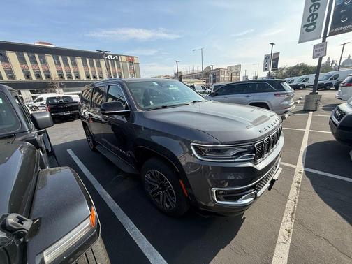 2024 Jeep Wagoneer L Series II