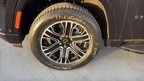 2026 Jeep Grand Wagoneer 