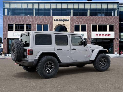 Bright White Clearcoat 2026 Jeep Wrangler Rubicon