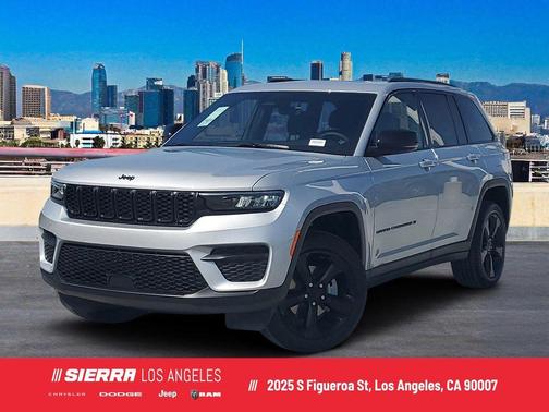 2025 Jeep Grand Cherokee Laredo