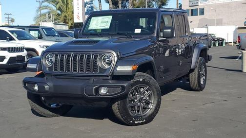 2026 Jeep Gladiator Sport