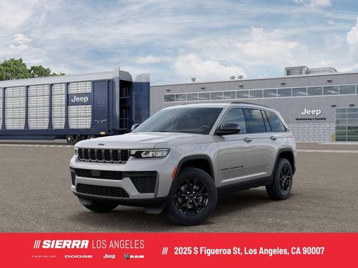 Silver Zynith 2026 Jeep Grand Cherokee Laredo