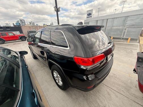 2019 Jeep Grand Cherokee Laredo E