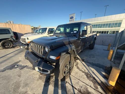 2019 Jeep Grand Cherokee Laredo E