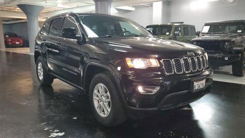 2019 Jeep Grand Cherokee Laredo E