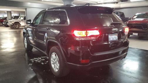 2019 Jeep Grand Cherokee Laredo E