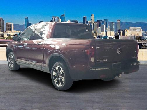 Red 2019 Honda Ridgeline RTL-E