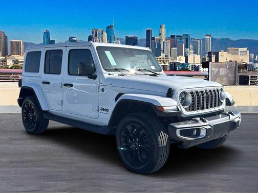 2025 Jeep Wrangler 4xe Sahara
