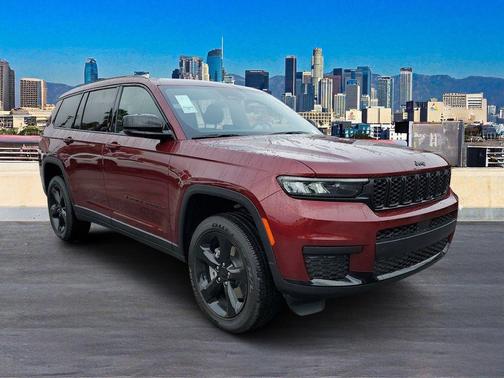 2025 Jeep Grand Cherokee L Laredo