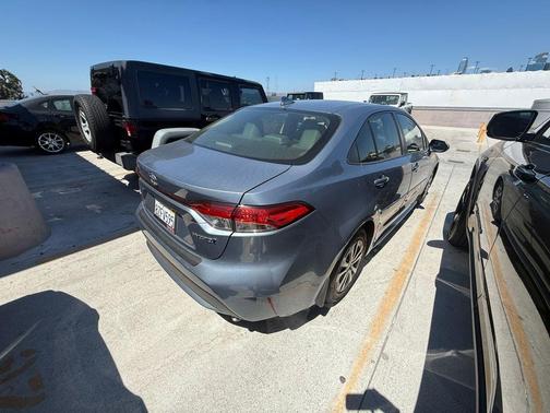 2022 Toyota Corolla Hybrid LE