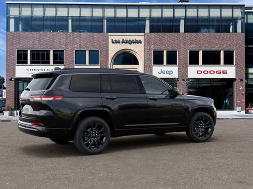 Diamond Black 2026 Jeep Grand Cherokee L Limited