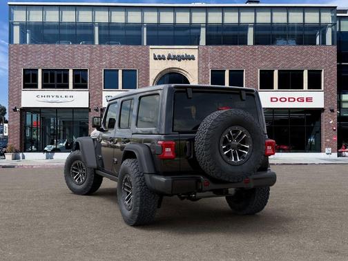 Black Clearcoat 2026 Jeep Wrangler Moab 392