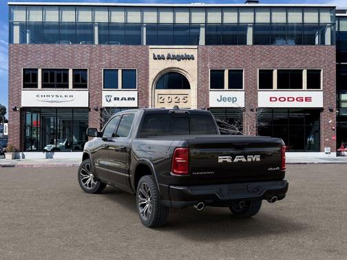 Diamond Black 2026 RAM 1500 Tungsten