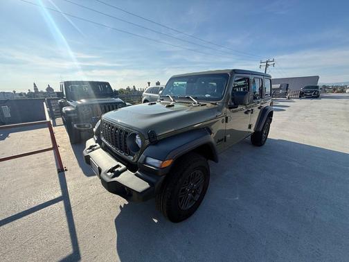 2025 Jeep Wrangler Sport
