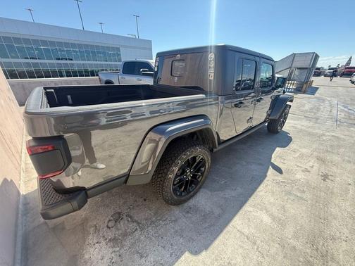2024 Jeep Gladiator Sport
