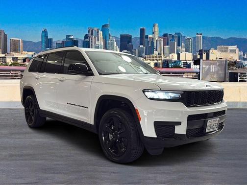 2025 Jeep Grand Cherokee L Laredo