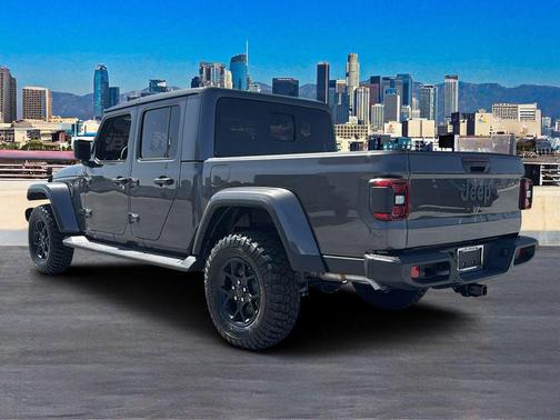 2025 Jeep Gladiator Sport