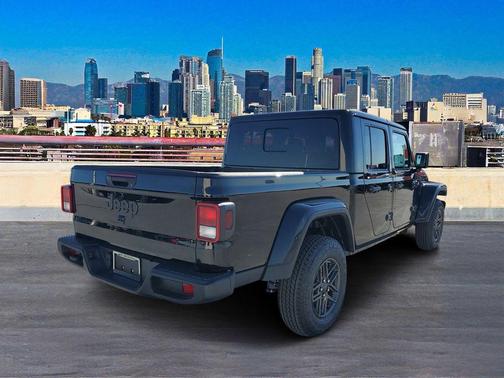2026 Jeep Gladiator Sport
