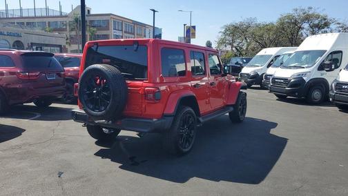 2025 Jeep Wrangler 4xe Sahara